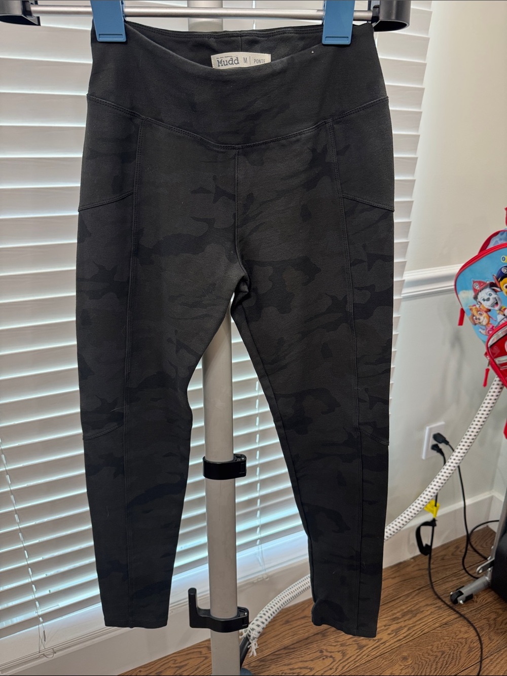 Mudd Girls Black Camo Leggings